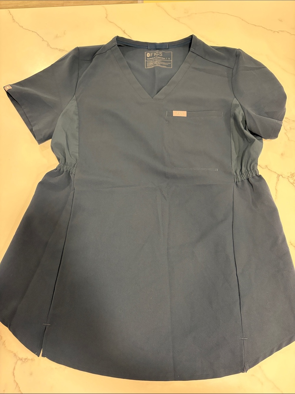 Figs Women's maternity V-Neck Tunic scrub Top Blue small